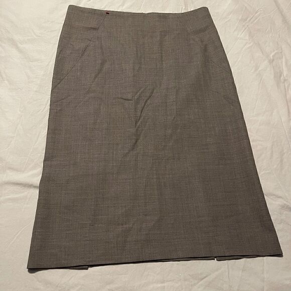 Theory Skirt Size 0   - Picture 1 of 4